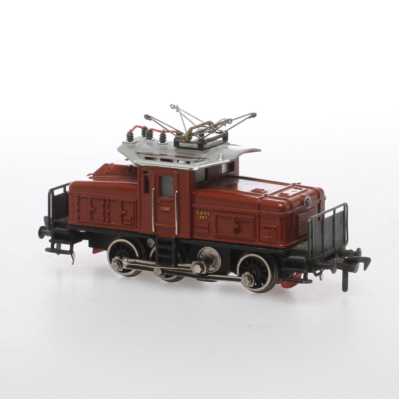 MODEL TRAIN FLEISCHMANN 1330 brown gear locomotive.