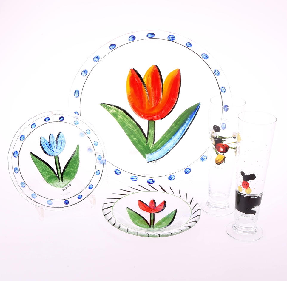 GLASFÖREMÅL 5 st, Ulrika Hydman Vallien, Lasse Åberg, signerade.