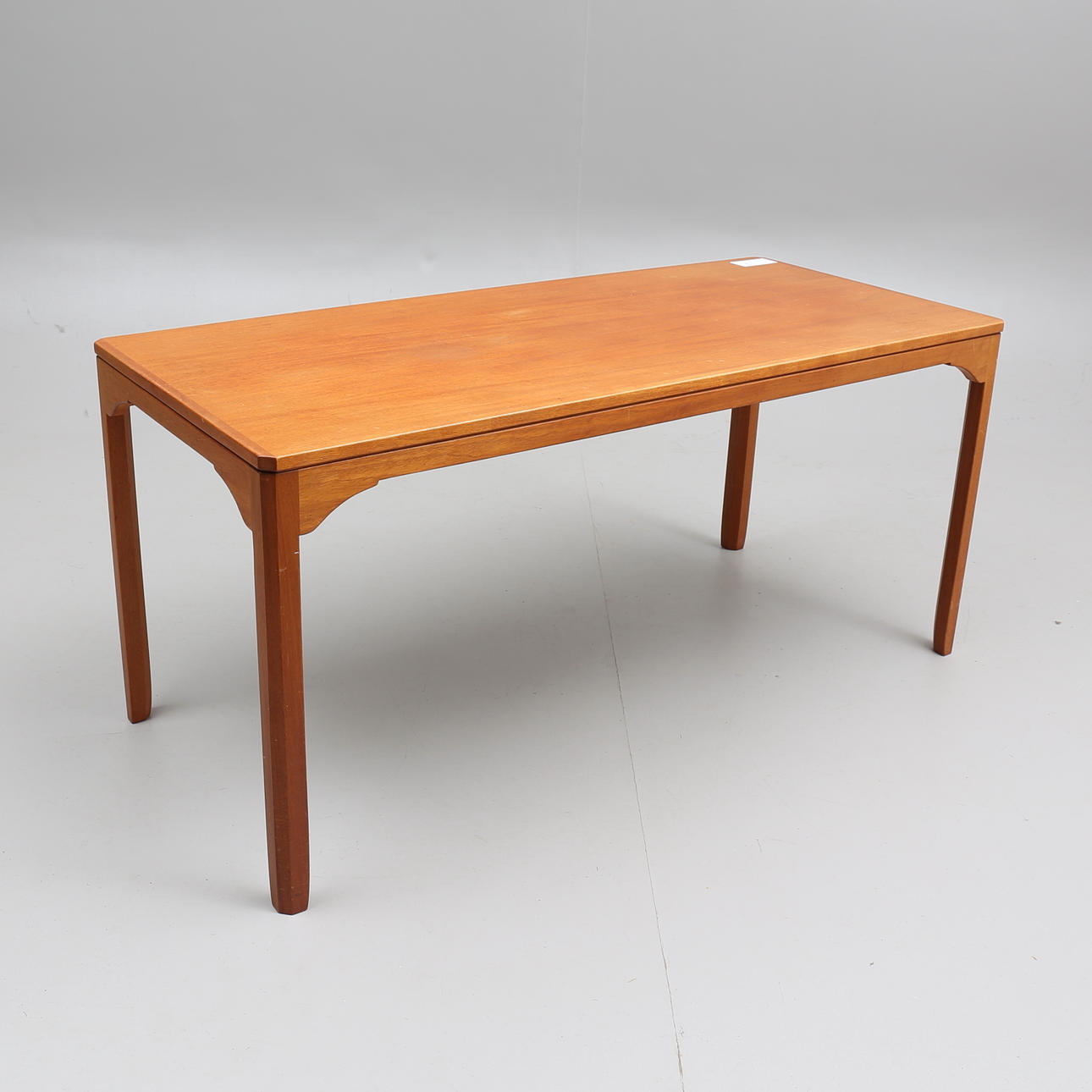 CARL MALMSTEN. Soffbord.