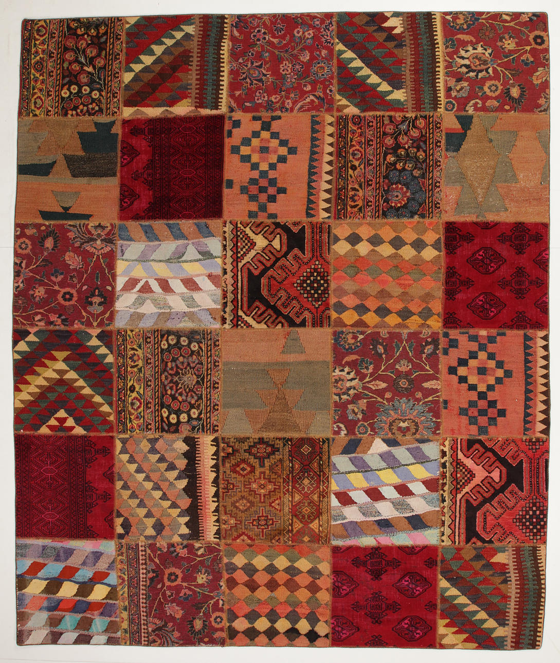 MATTA, Persisk, Patchwork, 303x255 cm.
