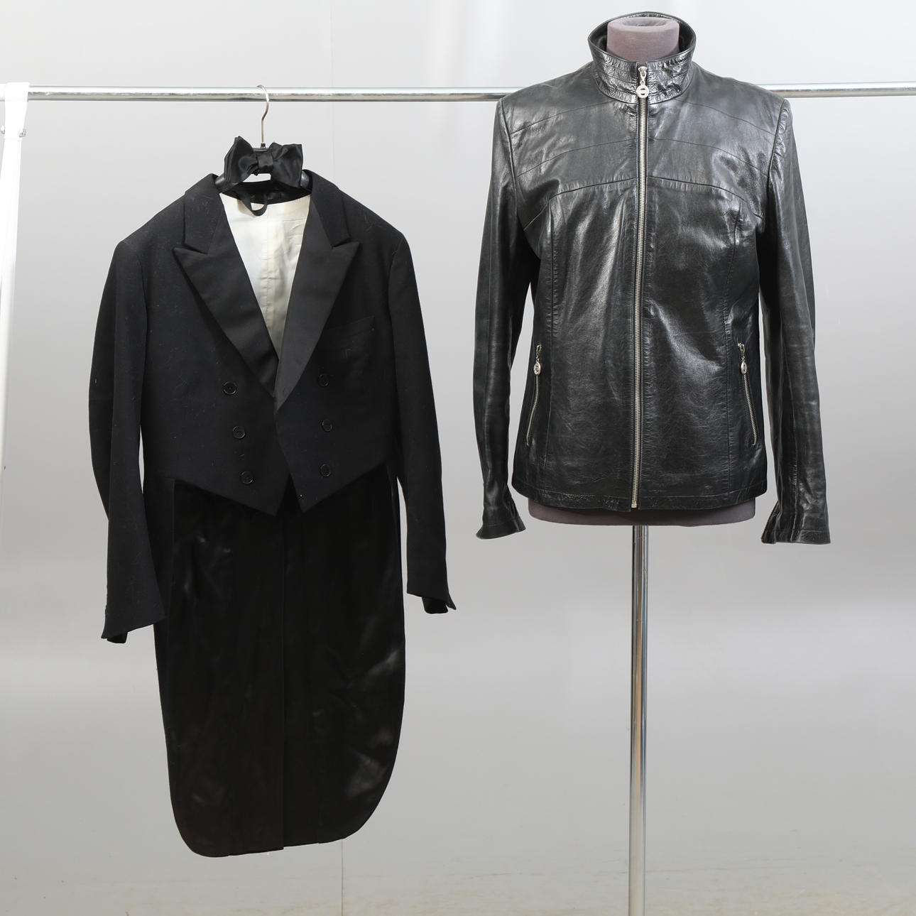 FRACK, jacka, väst, fluga, skinnjacka.