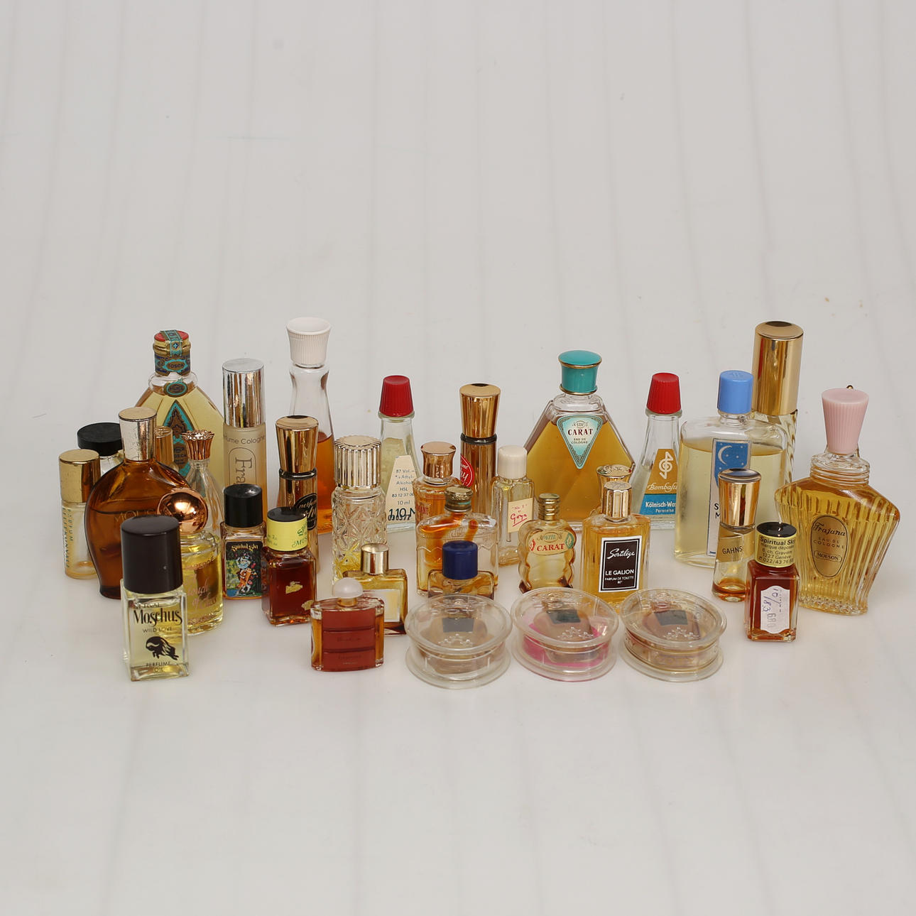 MINIATURE PERFUME BOTTLES, total approx. 36 pieces.