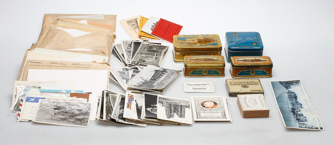 MYNT och FRIMÄRKEN.