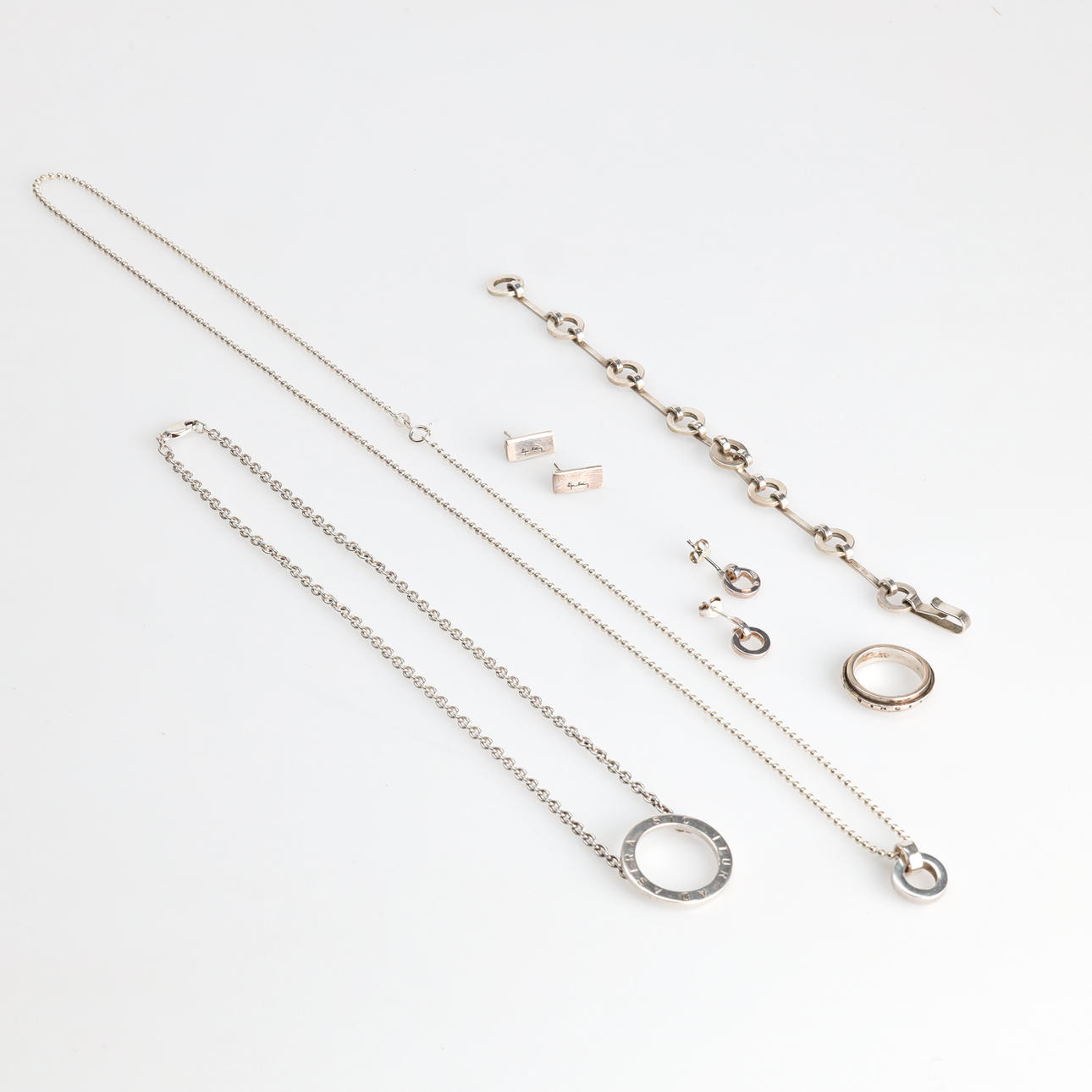 EFVA ATTLING. 6 dlr smykker i sølv.