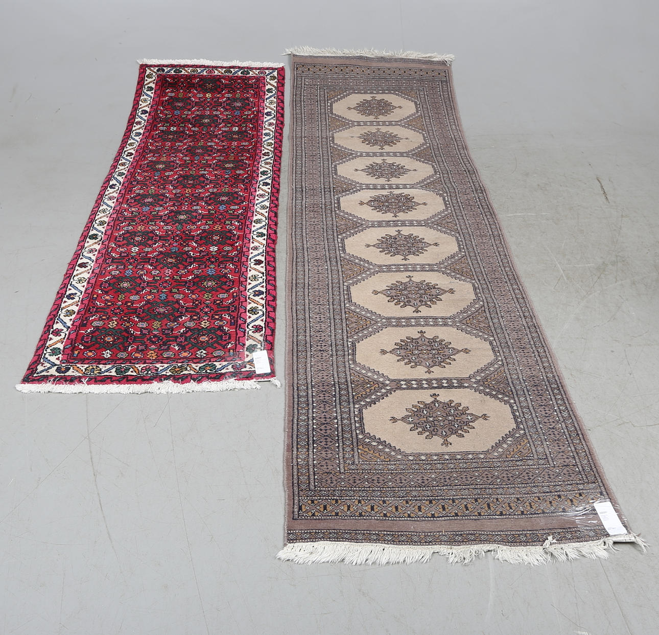 MATTOR, 2 st, sk. galleri, orientaliska, 195x70 samt 250x80 cm.