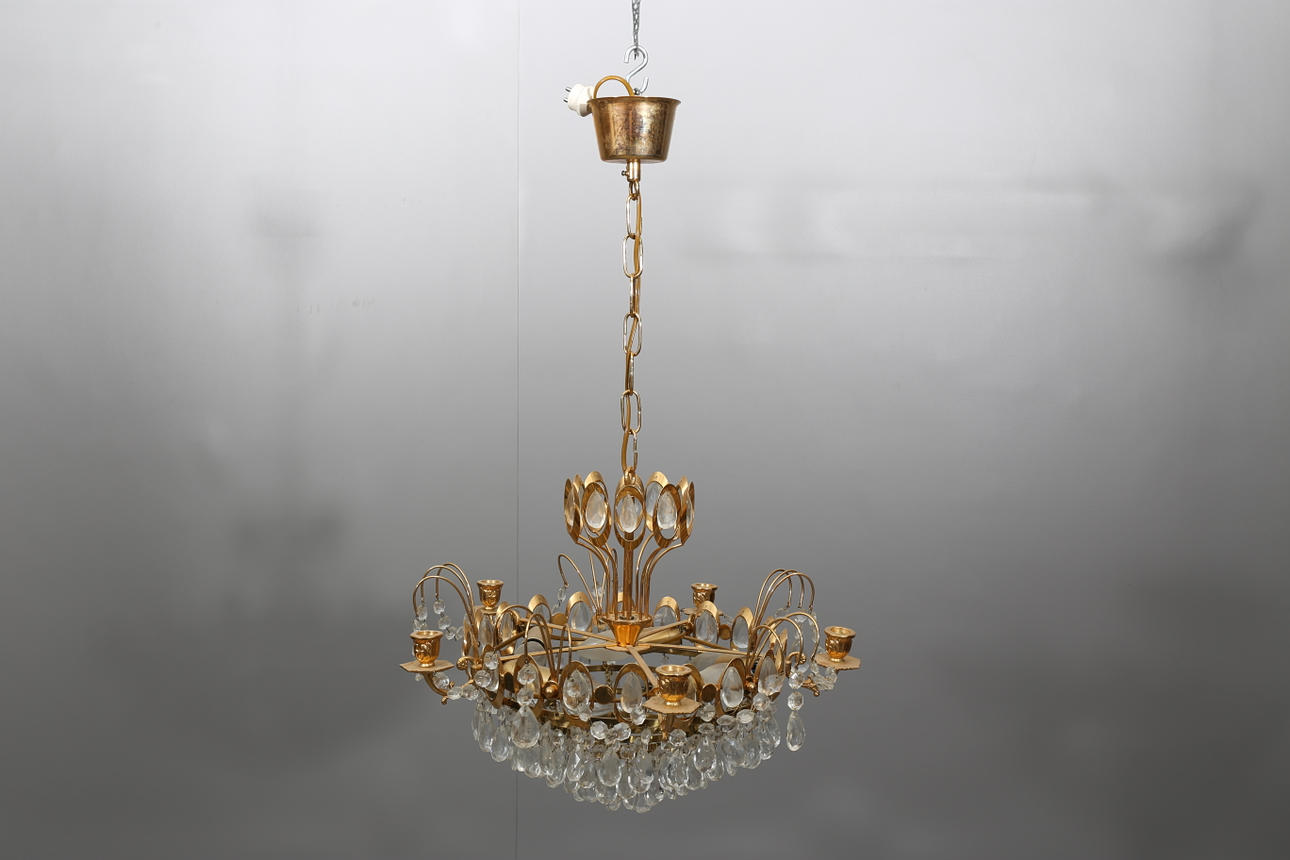 TAKLAMPA MED PRISMOR, metallstomme, 1900-talets andra hälft.