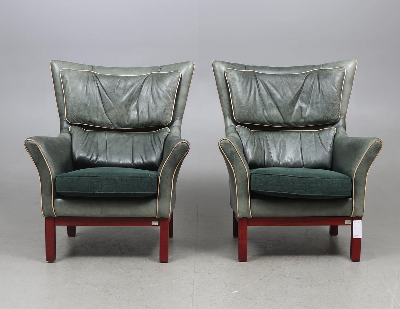 FÅTÖLJER, Ett par, Carl Henrik Spak, IRE.