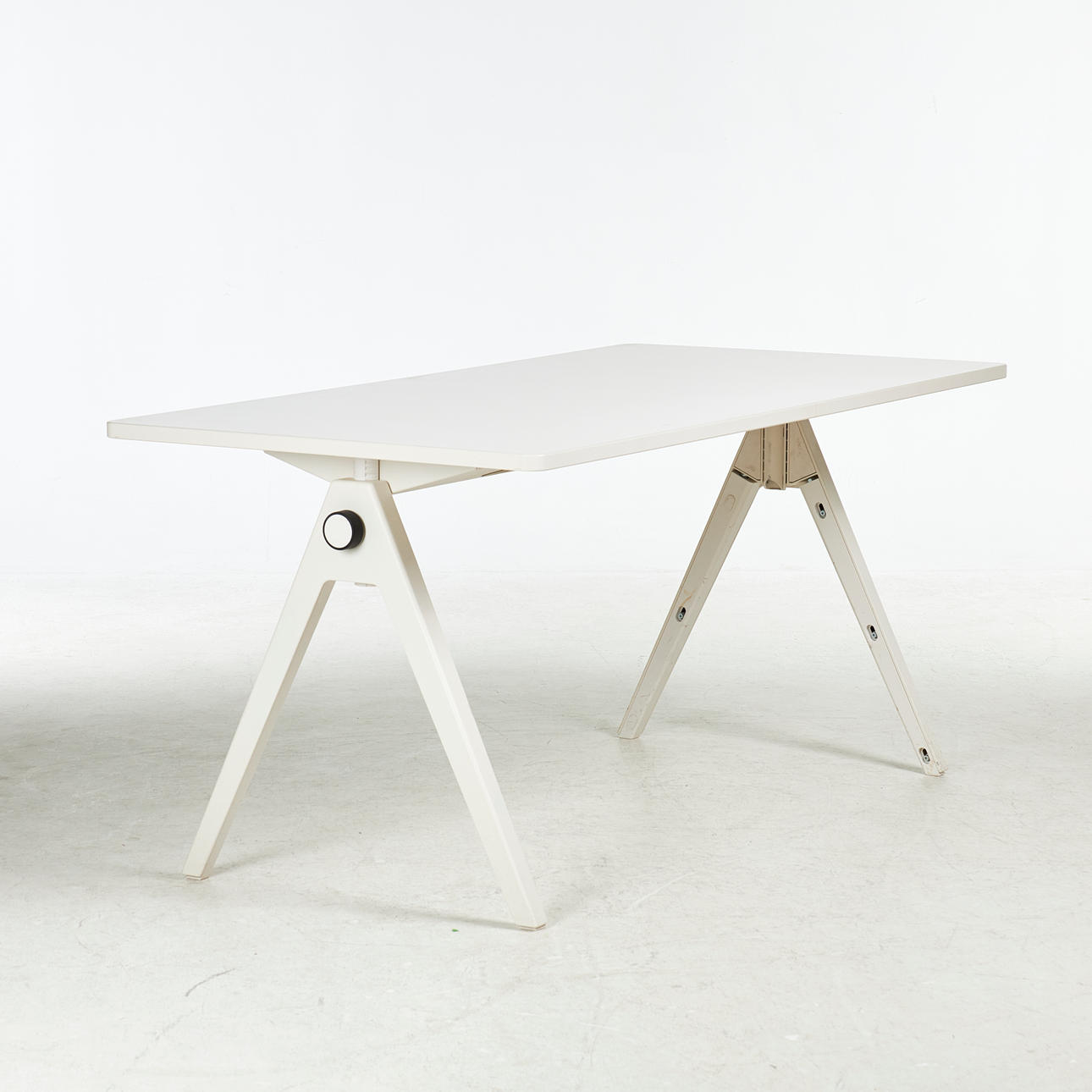 RONAN & ERWAN BOUROULLEC, a desk/table, “Joyn Single Bench”, Vitra, white laminate, adjustable height, label marked.