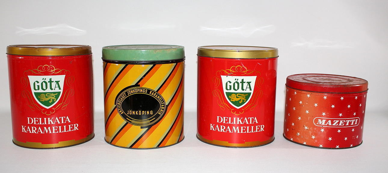 PLÅTBURKAR, 4 st, 2 st, Göta 1 st Jönköping, 1 st Mazetti.