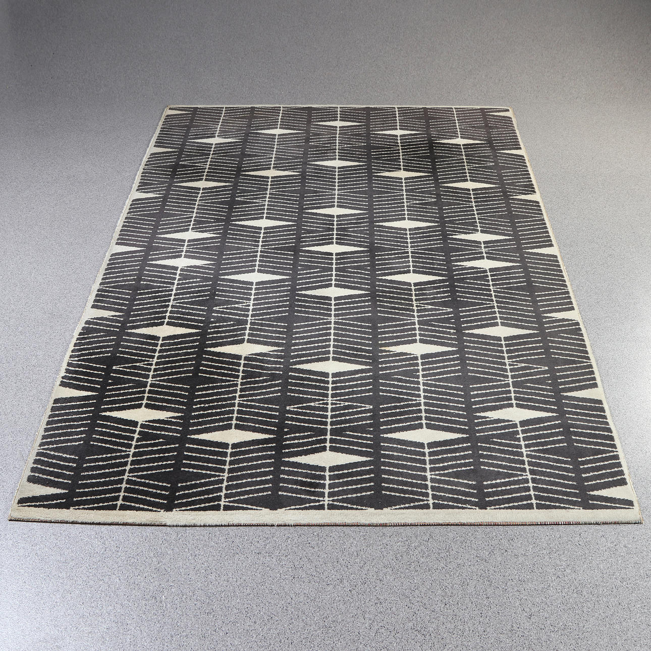 MASKINVÄVD MATTA. Retro 1950/60-tal.