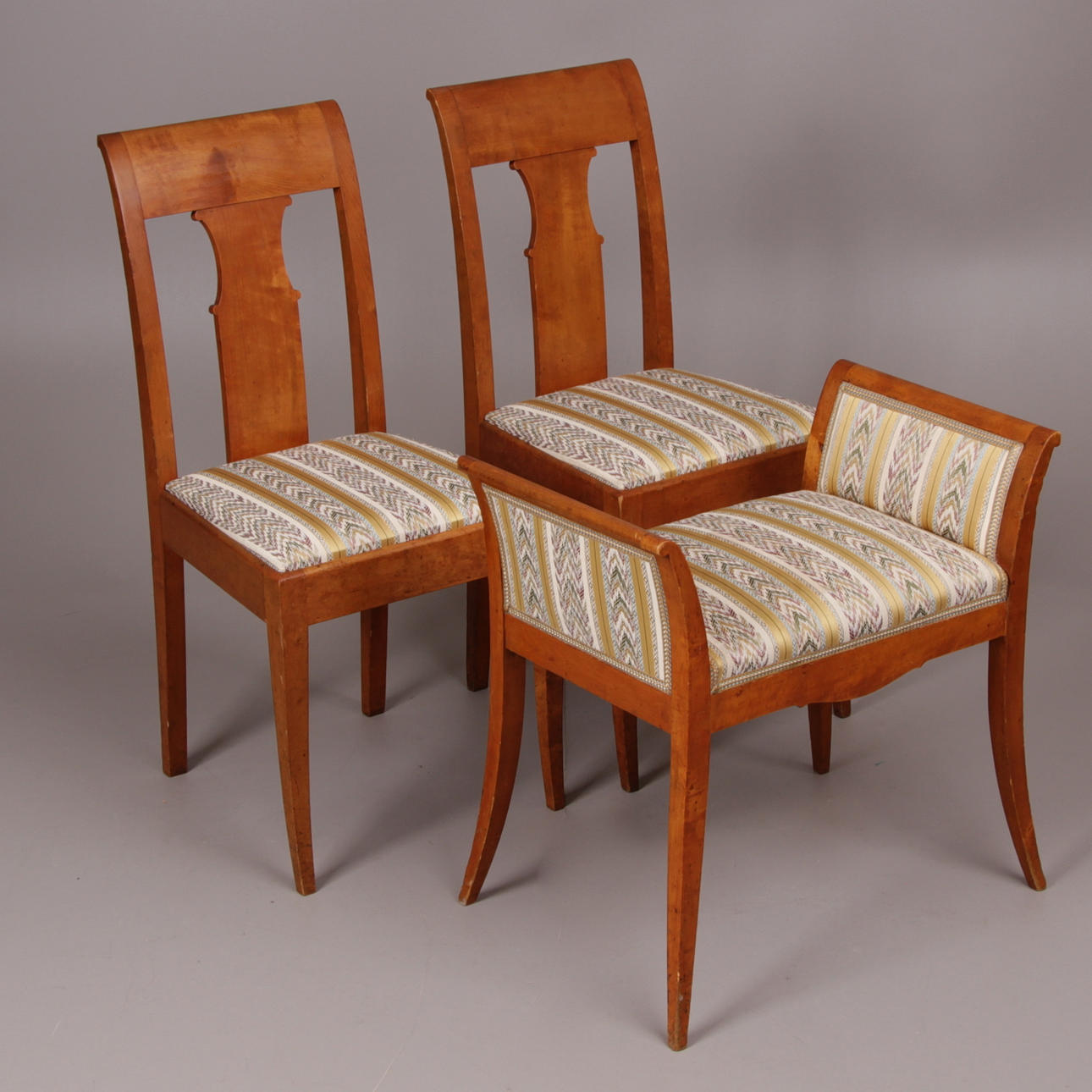 TABURETT, samt 2 stolar, Karl Johan, 1800-tal.