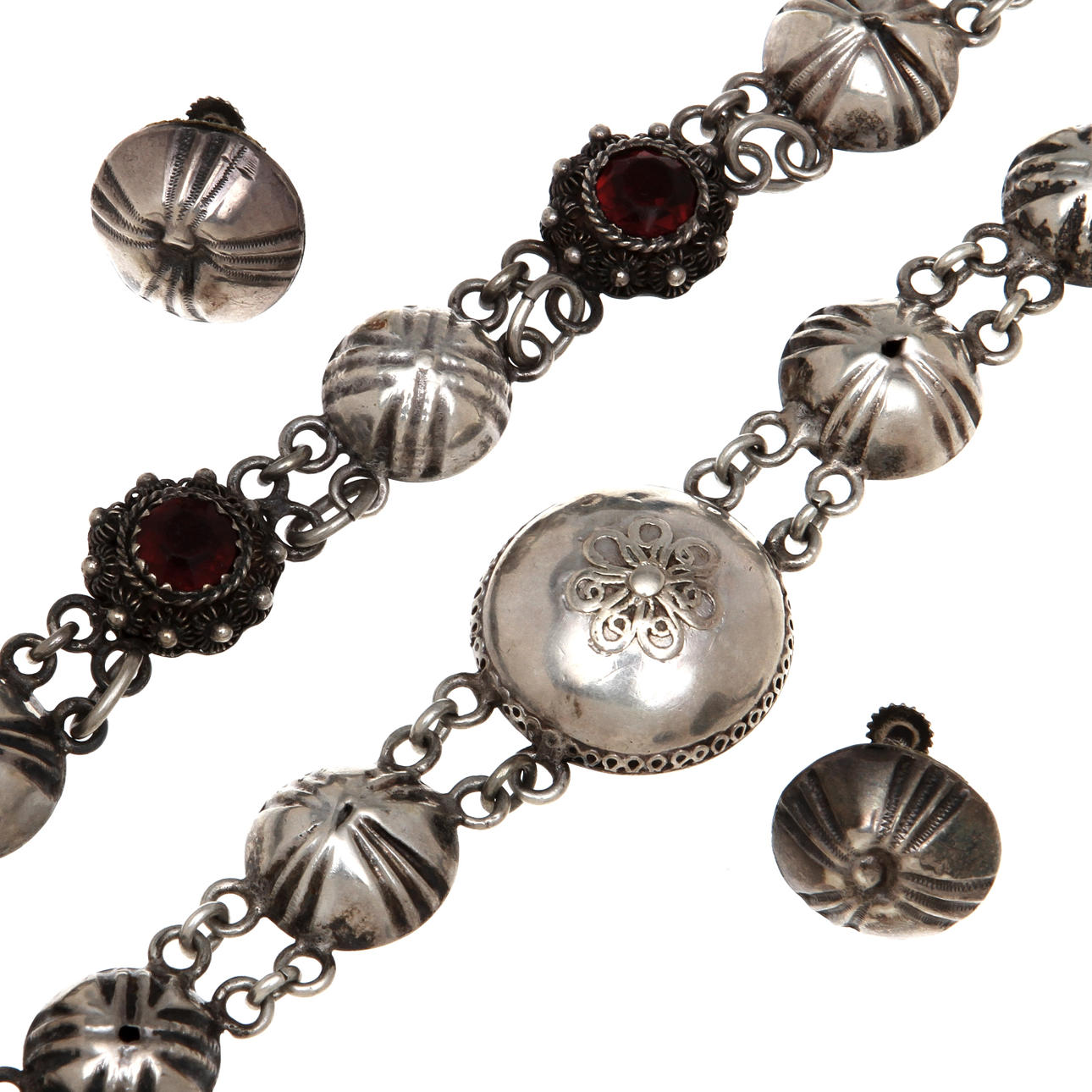 HALSBAND, ARMBAND samt ÖRHÄNGEN, silver, 1800-tal.