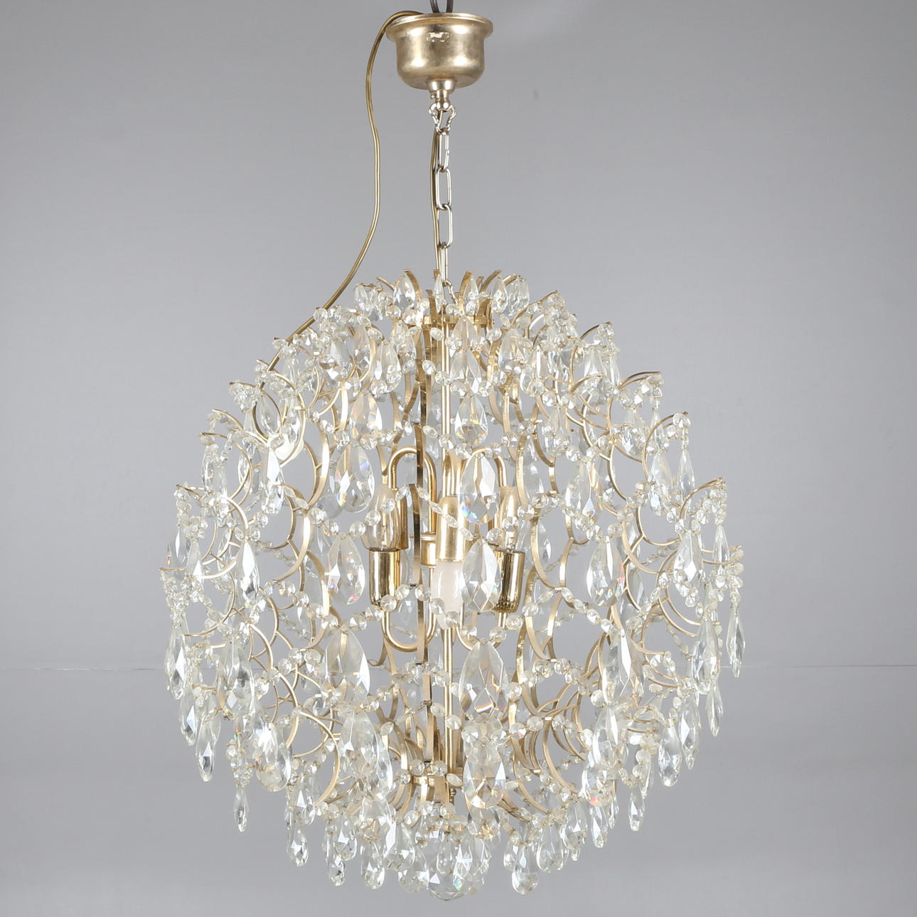 KRISTALLKRONA, mässing, höjd 65 cm, 1900-talets senare hälft.