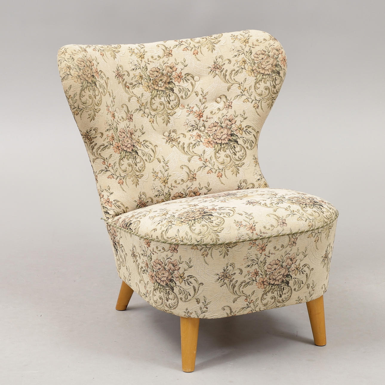 EMMAFÅTÖLJ, 1900-talets mitt.