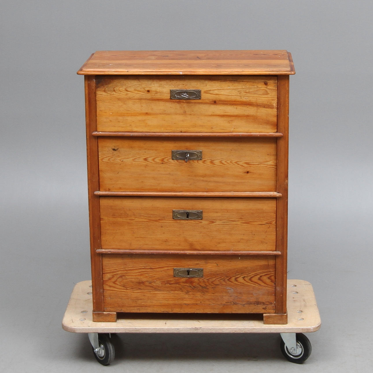 BARNBYRÅ, omkring 1900.