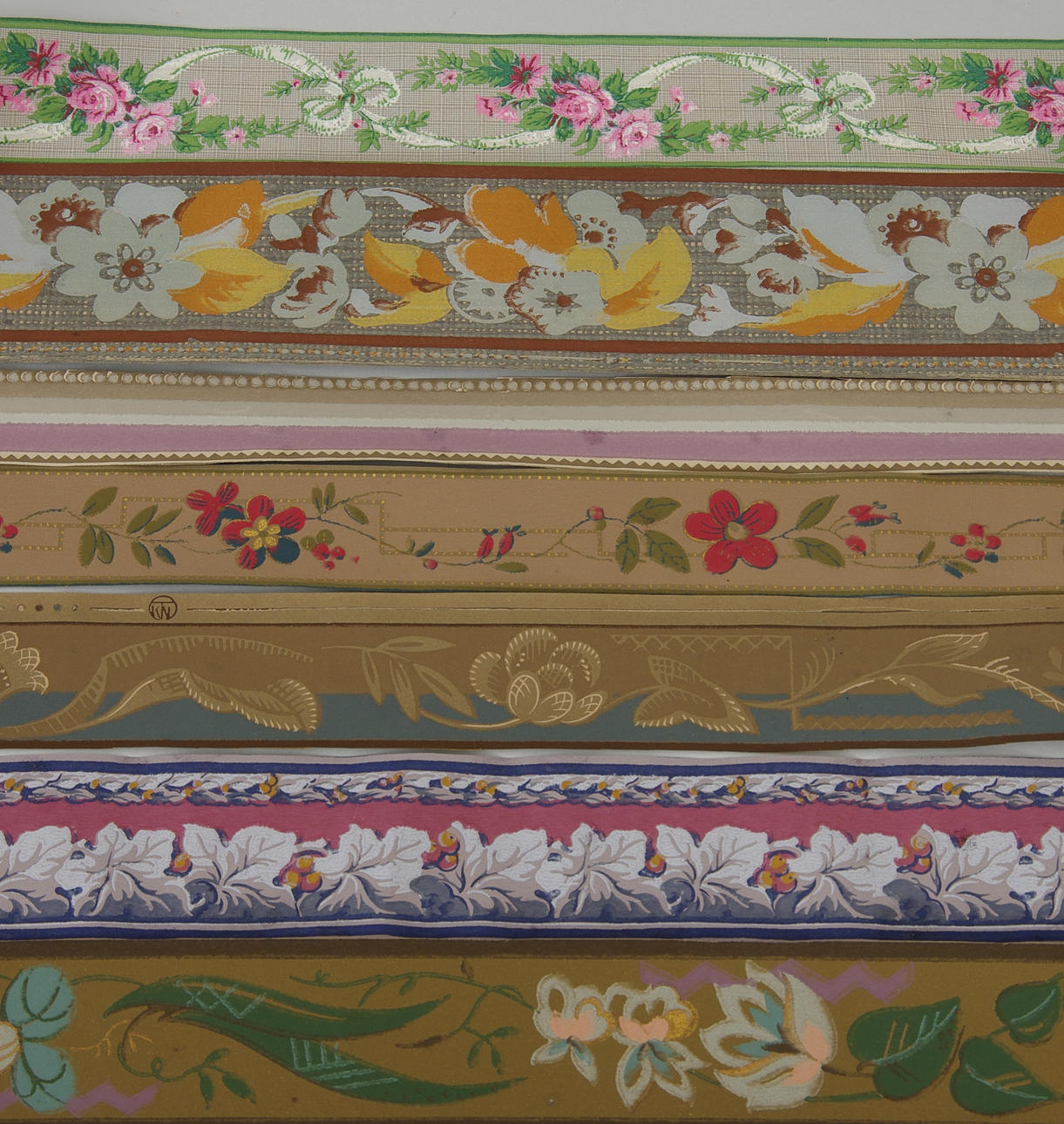 TAPETBÅRDER, 1900-talets mitt.