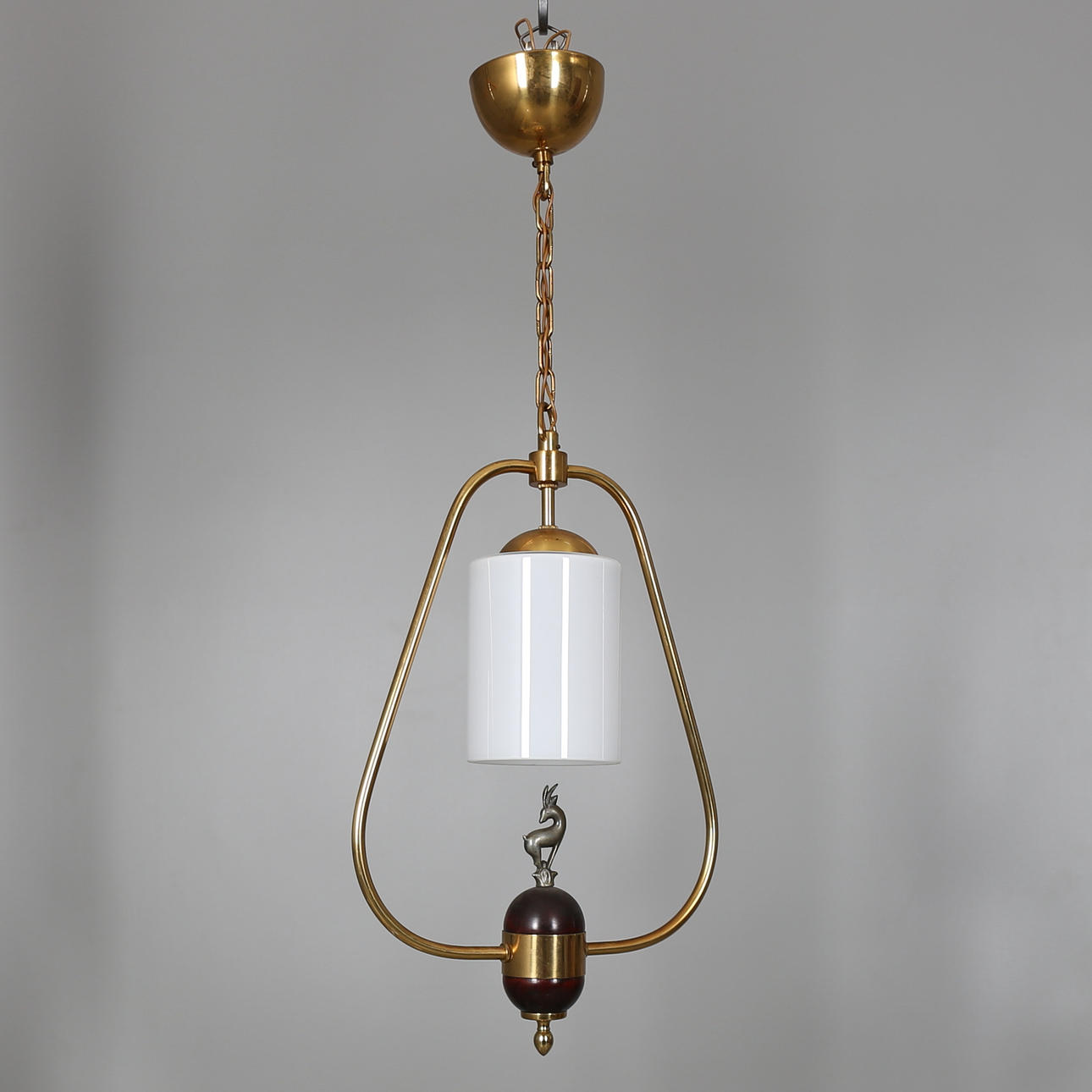 TAKLAMPA i mässing och glas, art deco-stil, 1900-talets första hälft.