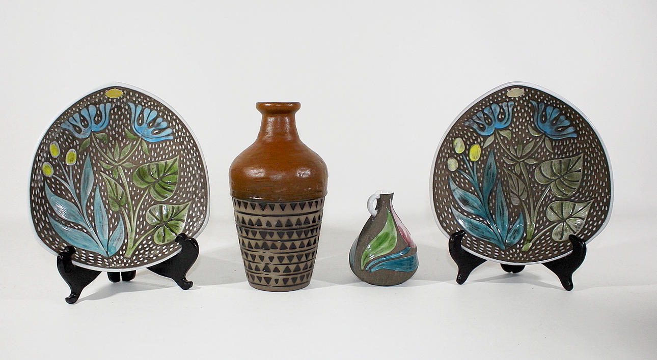 KERAMIKFÖREMÅL, 4 st, Marie Simmulson.