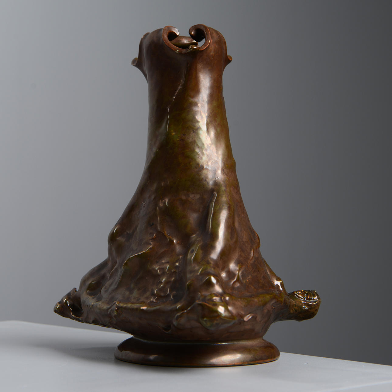 HERMAN NEUJD. Eine Vase, Jugendstil, Gustavsberg, 1899.