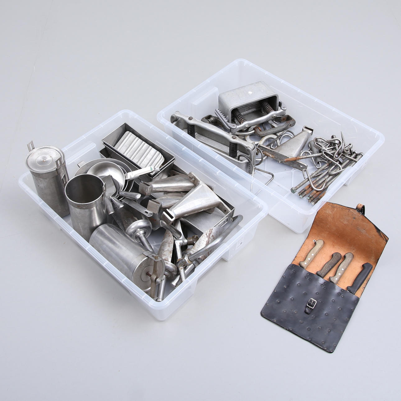 UTRUSTNING för KÖTTHANTERING, rostfritt stål/metall.