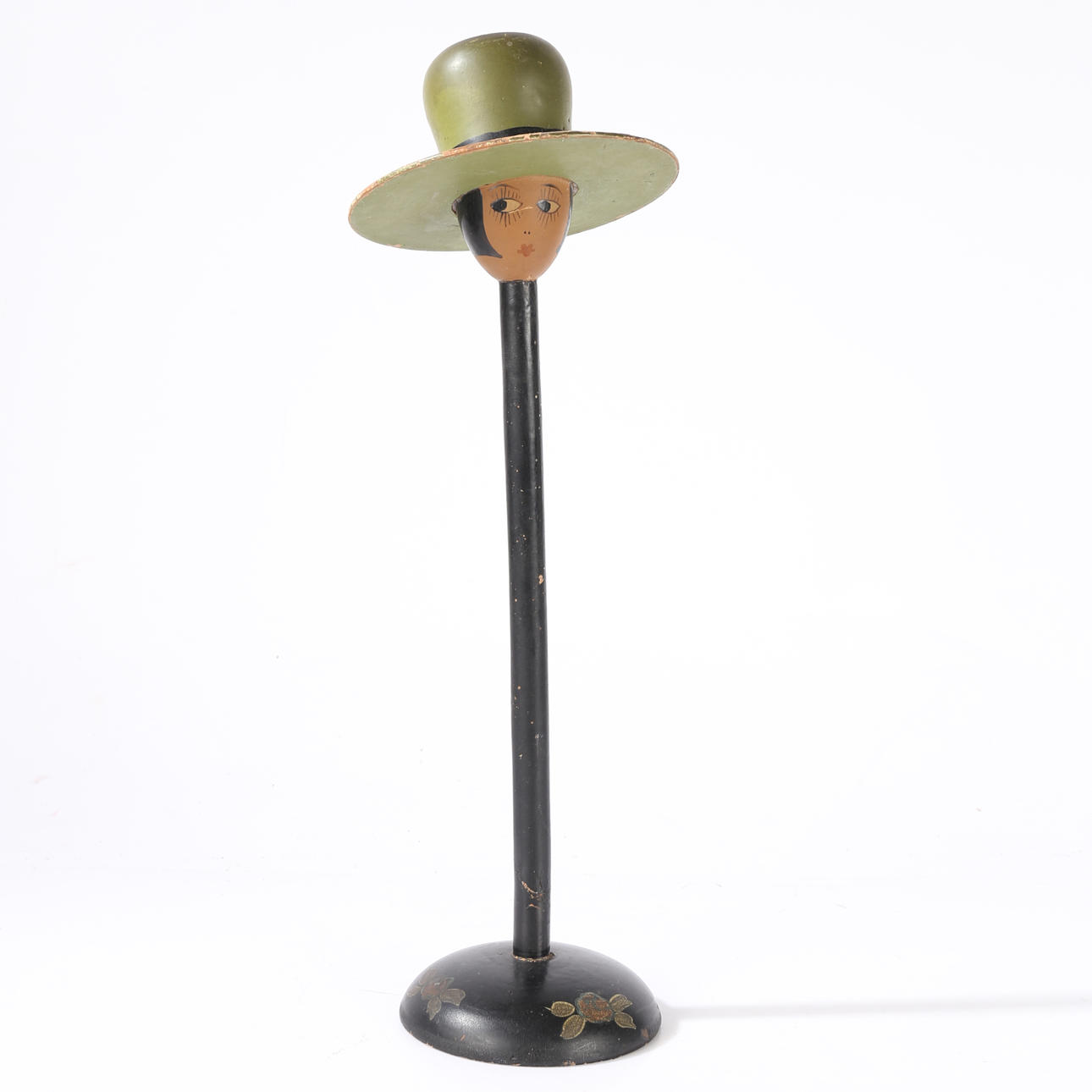A 20TH CENTURY BLACK LACQUERED HAT STAND.