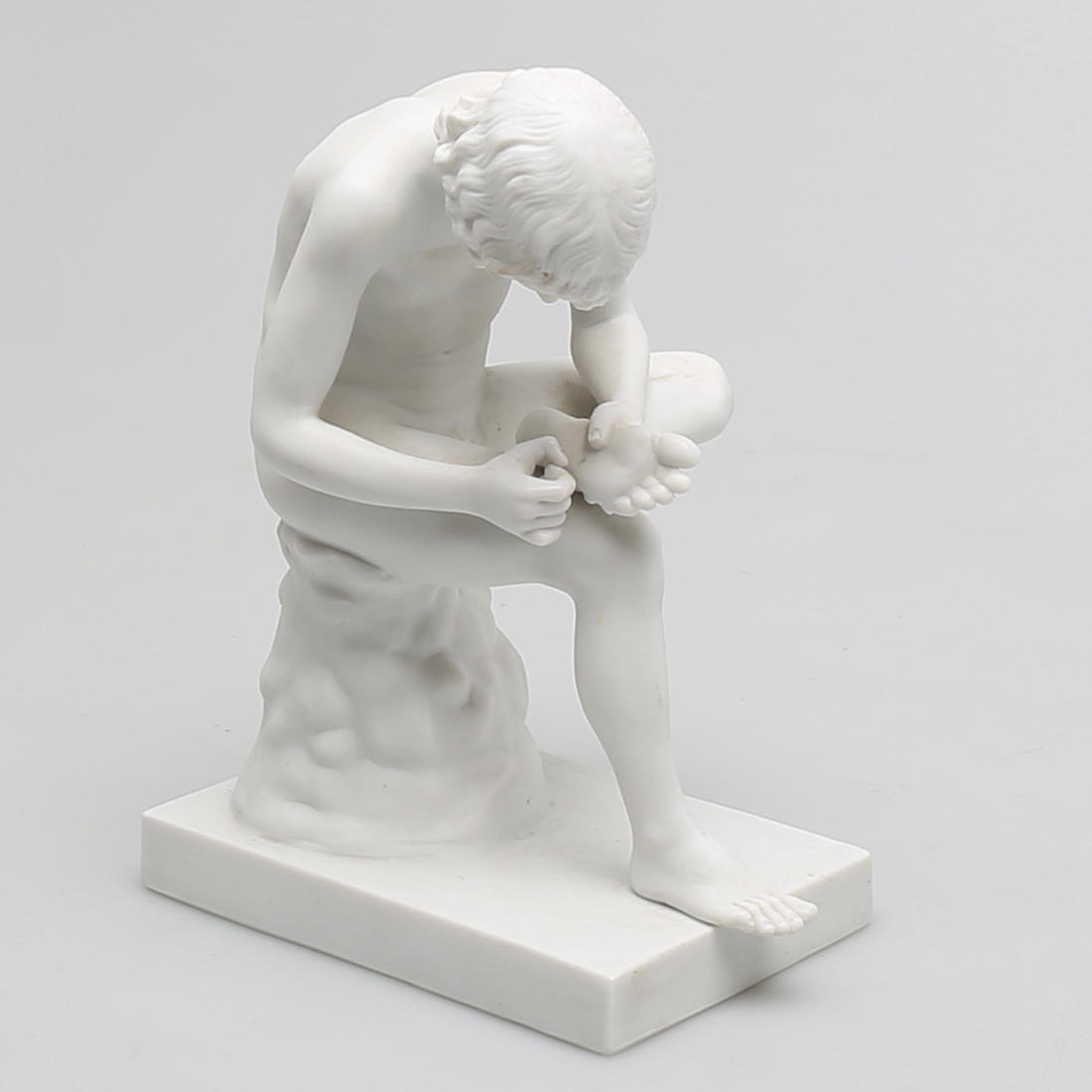 PARIANFIGUR med otydlig stämpel, troligen Tyskland.