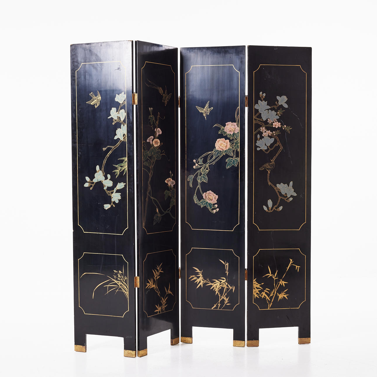 CHINESISCHER FALTKERN, 20. Jahrhundert.