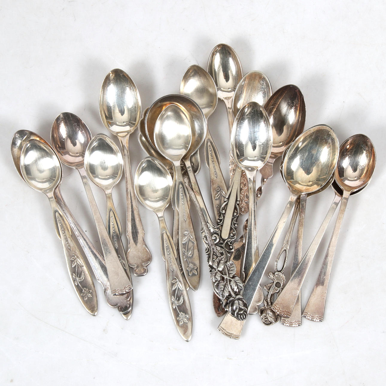 SPOONS, 20 pieces, silver, Weight 266 grams.