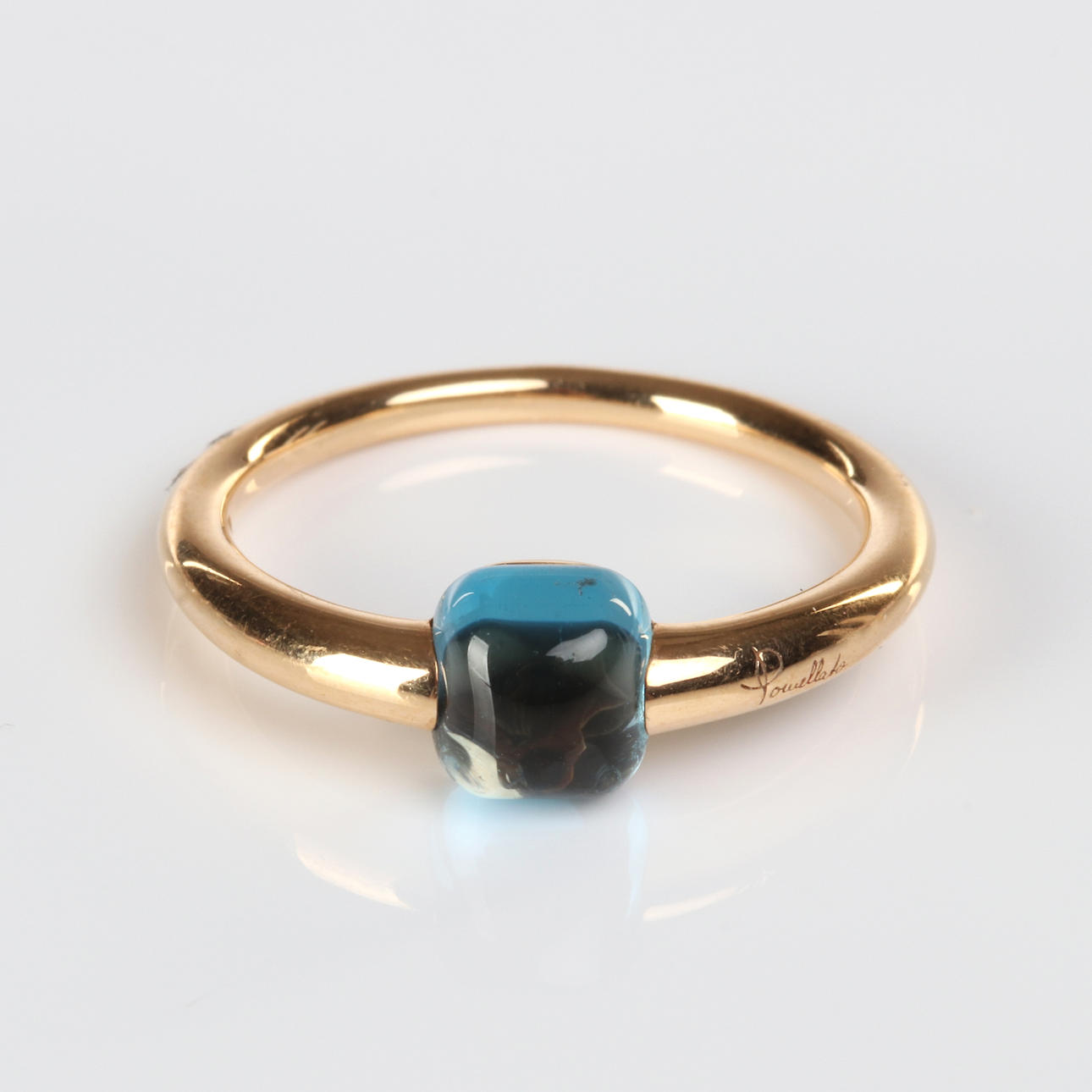 ANILLO POMELLATO DE ORO DE 18 QUILATES «NUDO».