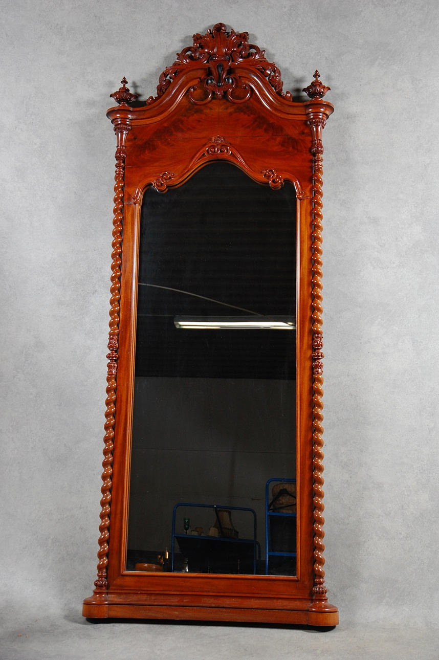 SPEGEL, KONSOLBORD, med vit marmorskiva, nyrokoko,1800-tal.