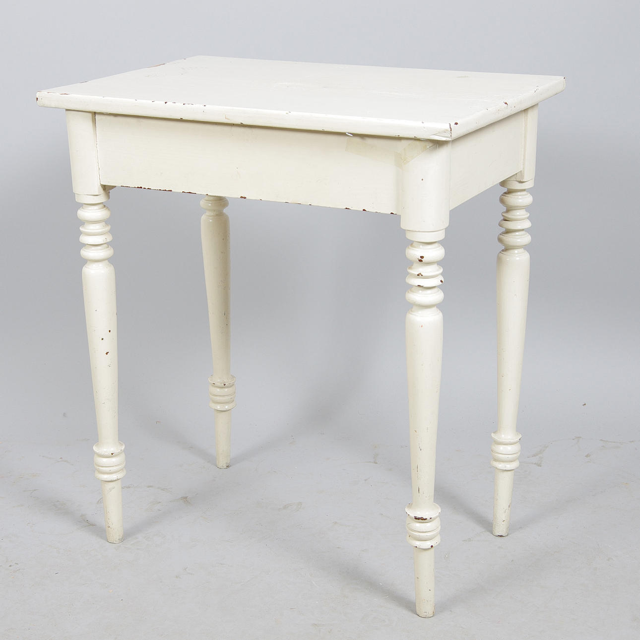 BORD, vitmålad fur, sent 1800-tal.