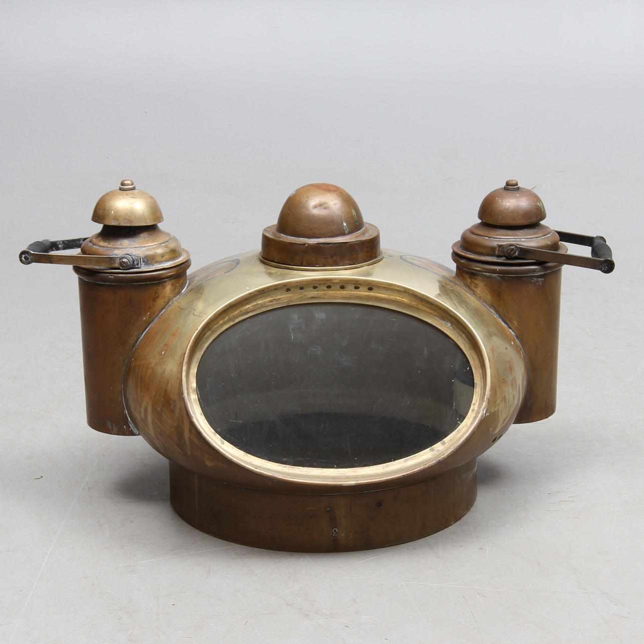 NAKTERHUS, mässing, omkring 1900.