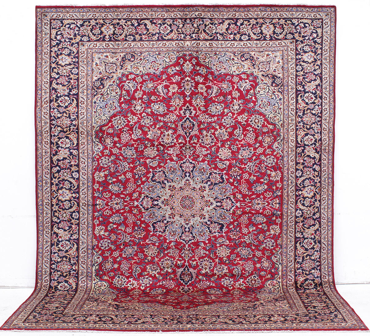 MATTA, Persisk, Nadjafabad, 393 x 293 cm.