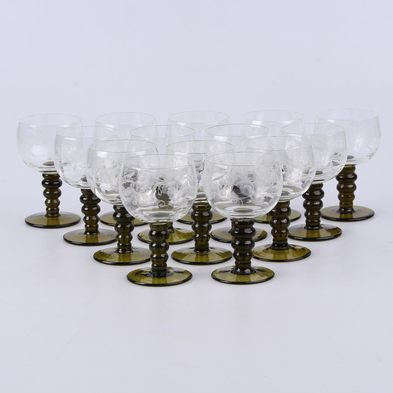 REMMARE, 14 st. Glas, etsad dekor av vindruvor, 1900-tal.