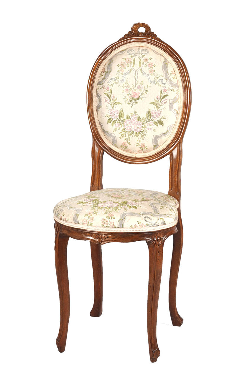 KLEINER MEDAILLIONSTUHL. Snygga möbler, sits och ryggstöd täckta i tyg.