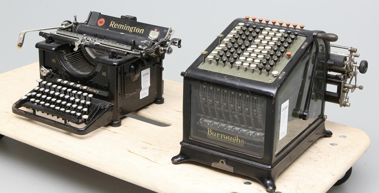KONTORSMASKIN SAMT SKRIVMASKIN, Burroughs och Remington, 1900 talets början.