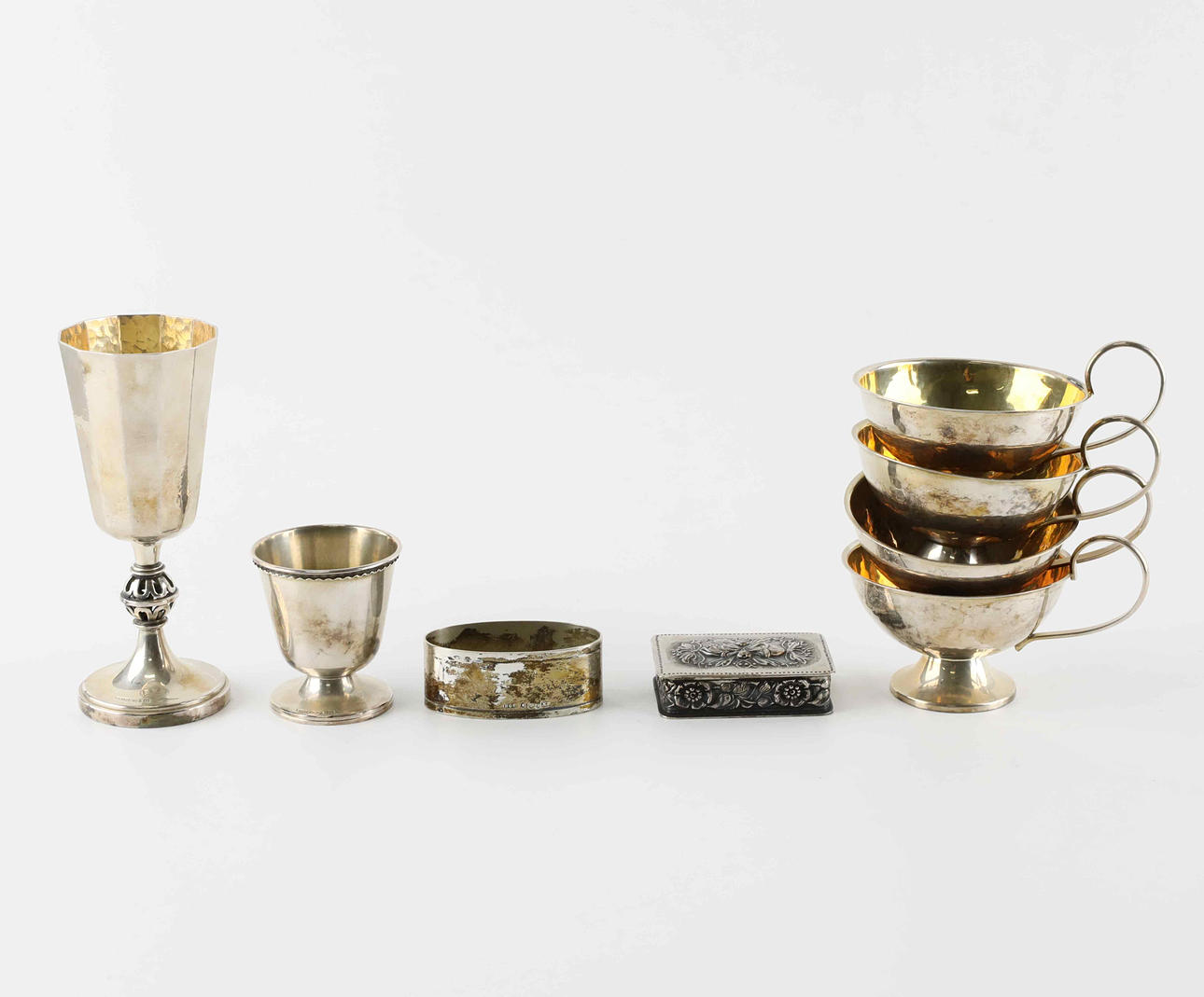 SUPPENBECHER, PUNSCHBECHER, SCHACHTEL, SERVIETTENRING, Silber.