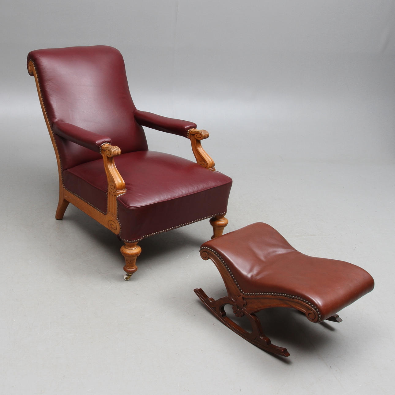 FÅTÖLJ, nyrenässans,1800-tal.