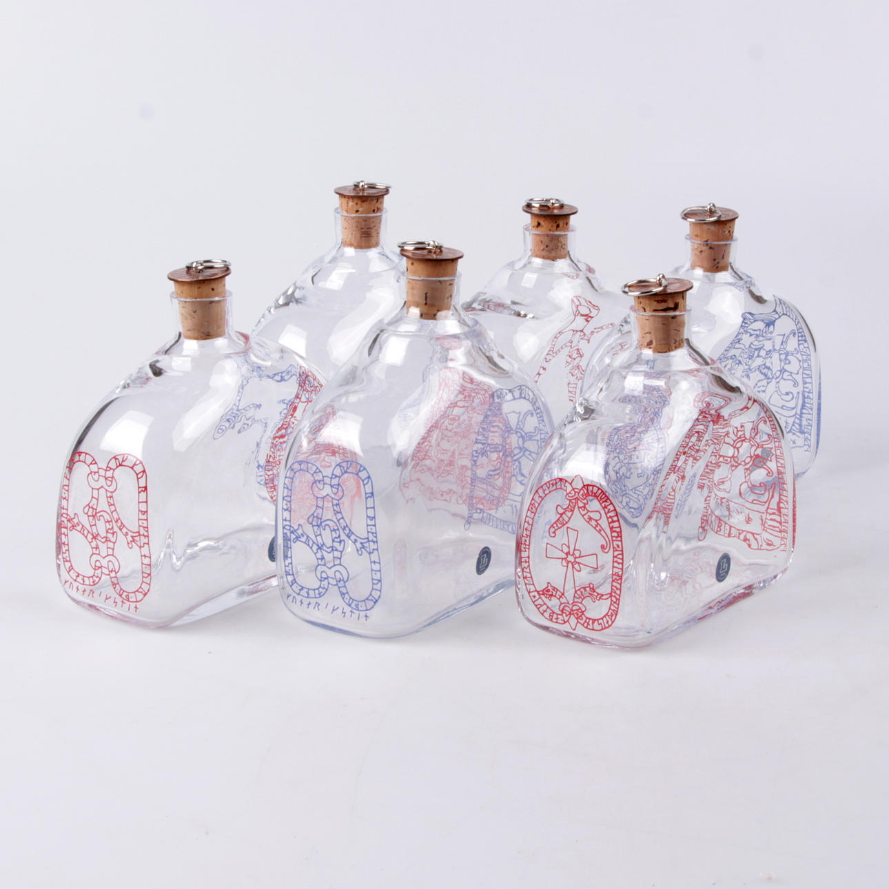 BRÄNNVINSKARAFFER, 6 st. Lindshammar, 1900-tal.