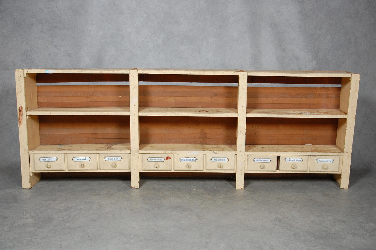 AFFÄRSINREDNING, 1900-talets början.