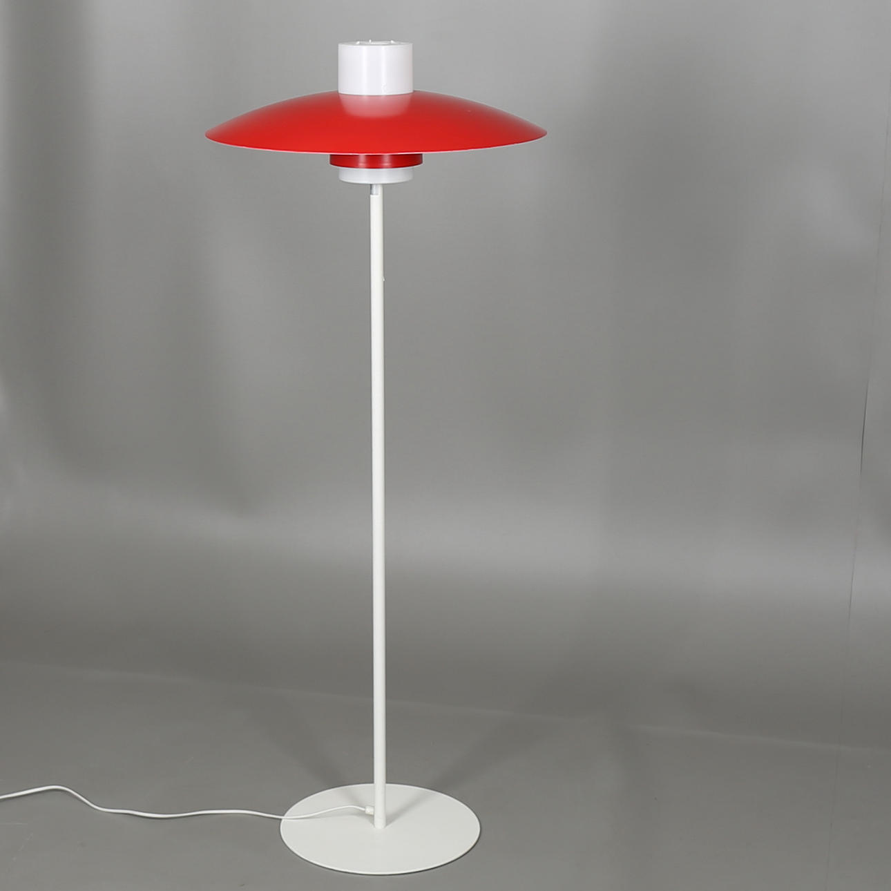 GOLVLAMPA, Luxus, Vittsjö.