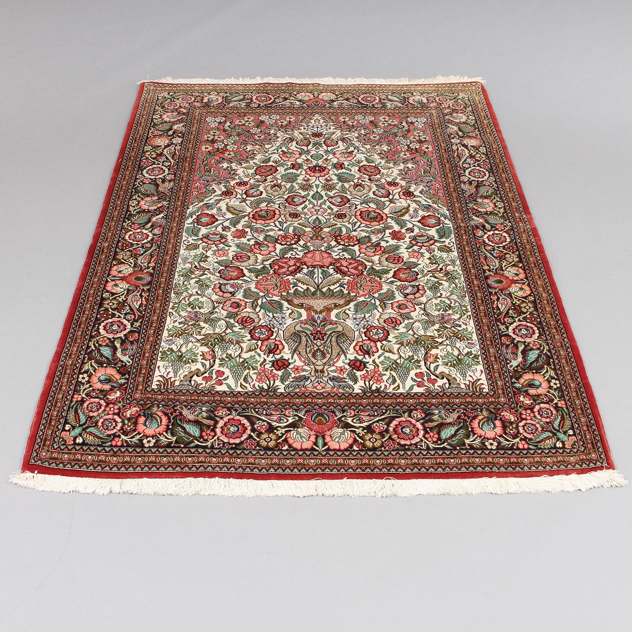 ORIENTALISK MATTA, 220 x 136 cm.