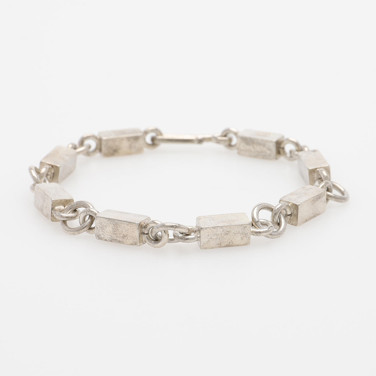 WIWEN NILSSON. BRACELET.
