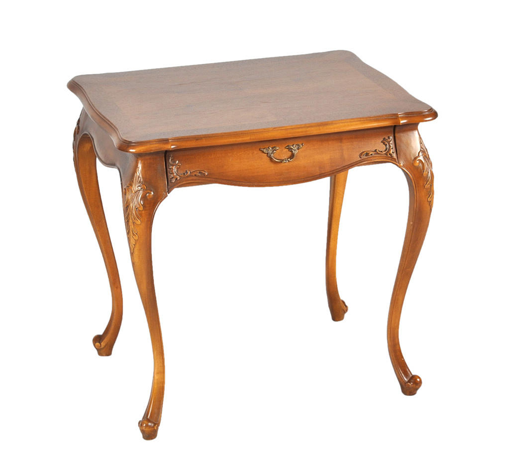 CHIPPENDALE. Sidobord från 1950-talet med låda.