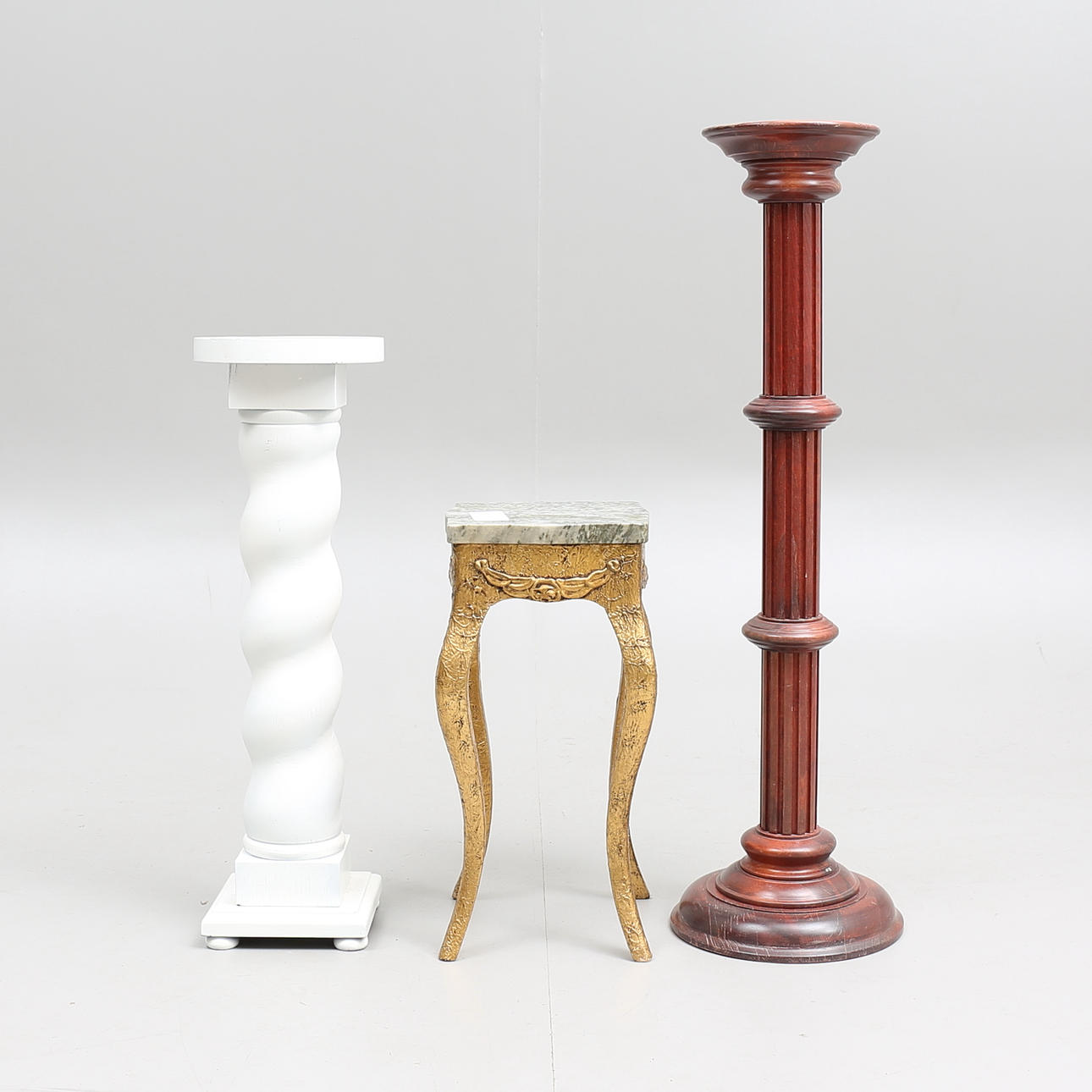 PIEDESTALER, 3 st, 1900-tal.