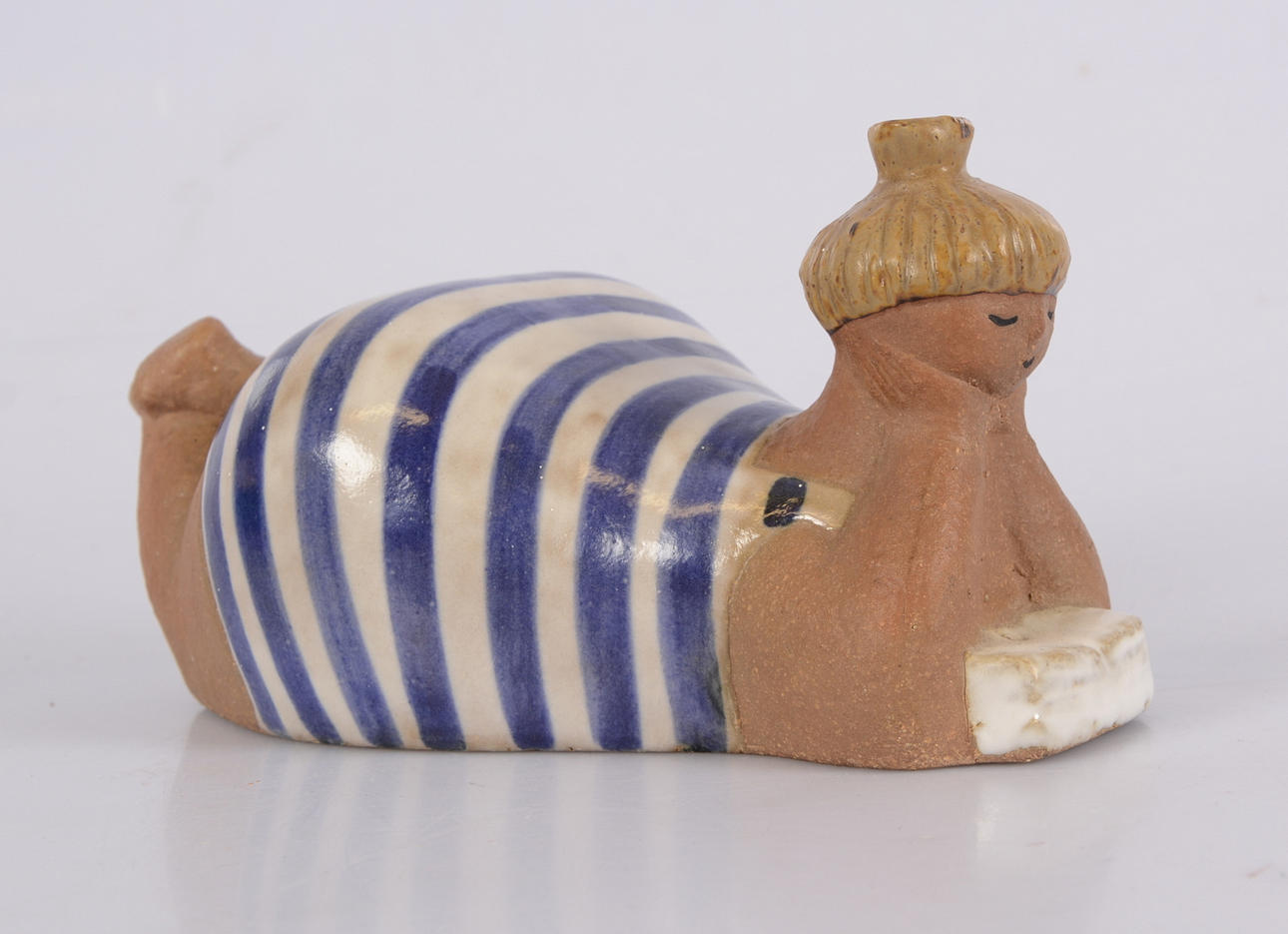 LISA LARSON. FIGURIN, stengods, "Beata", ABC-flickorna, Gustavsberg.