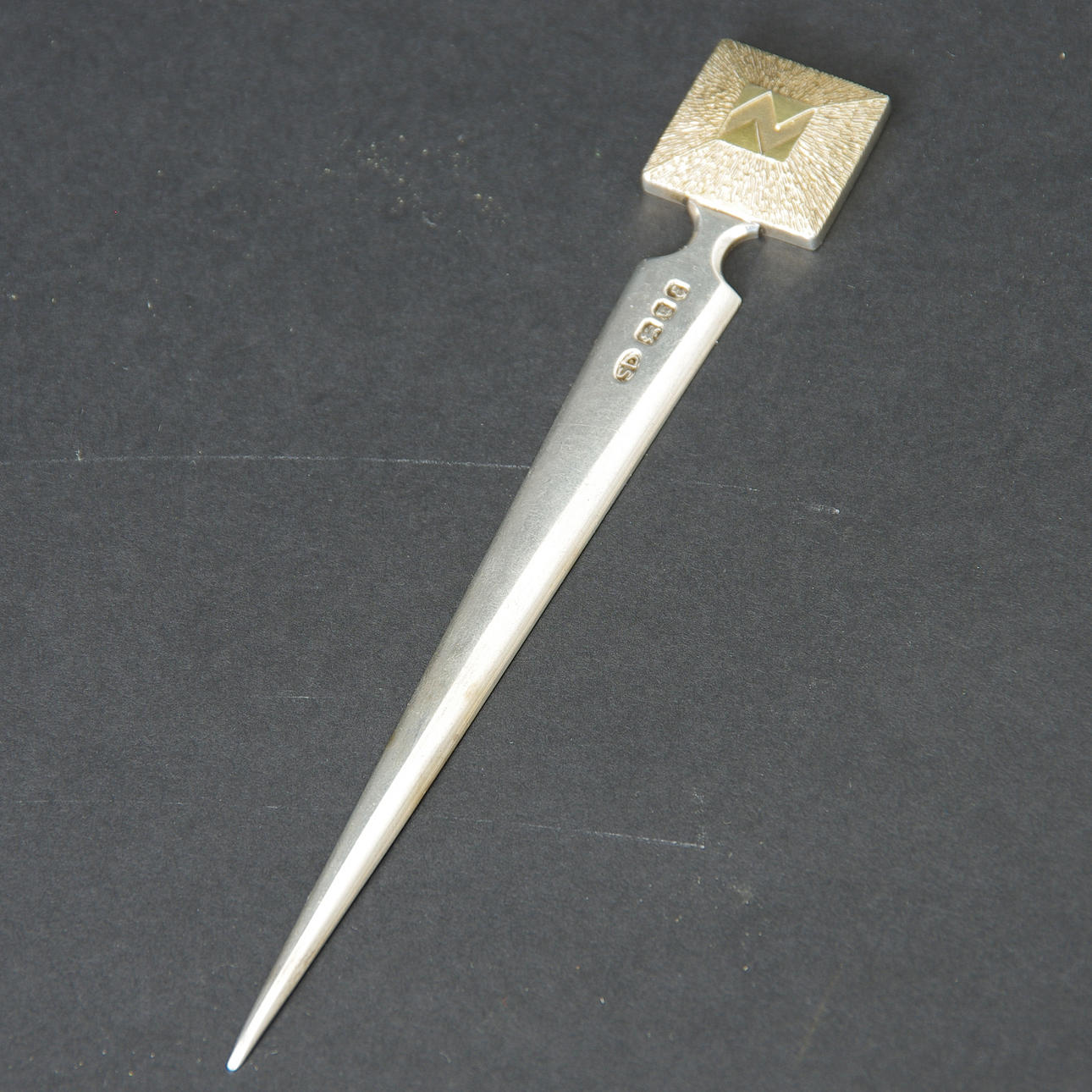 BREVKNIV, engelskt silver.