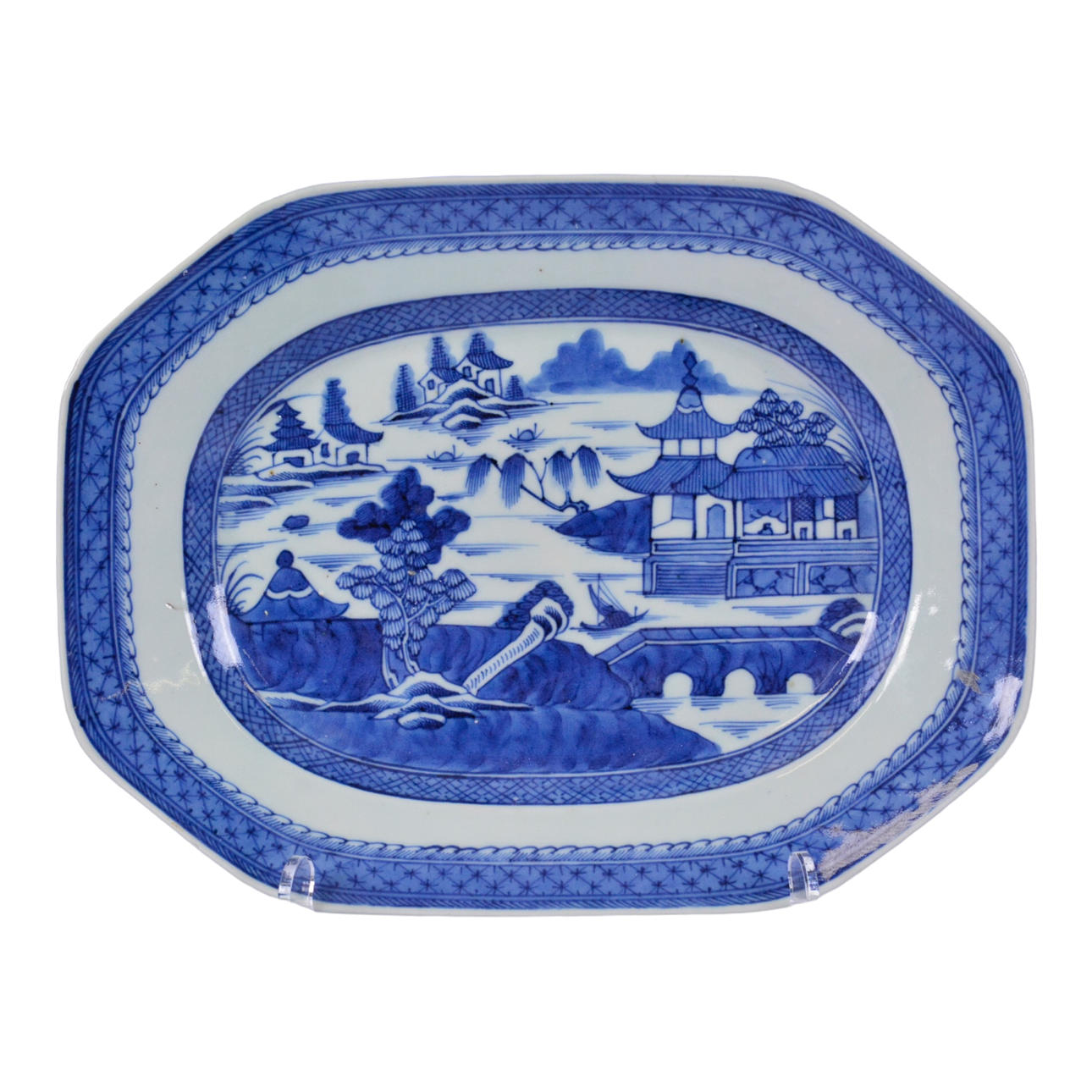 A Chinese crock-pot, 19th century.