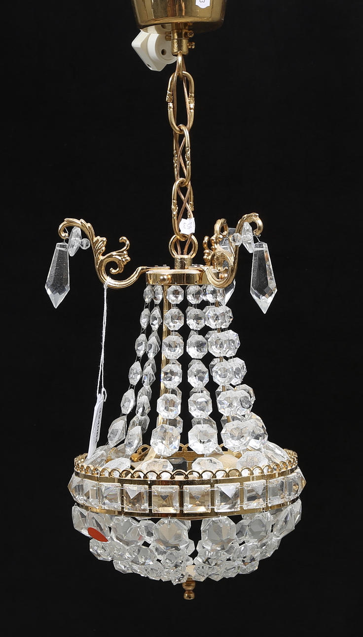 TAKLAMPA med prismor 1900-talets slut.