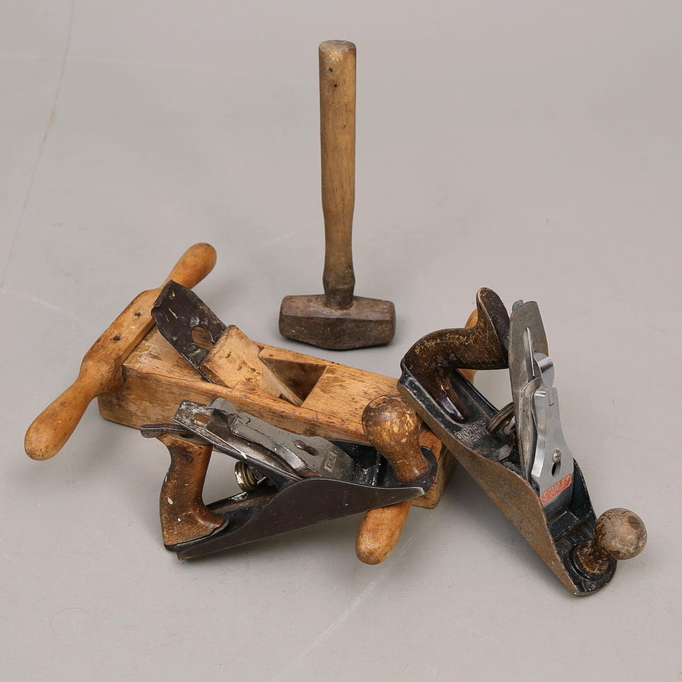 VERKTYG, 3 hyvlar, Slägga.
